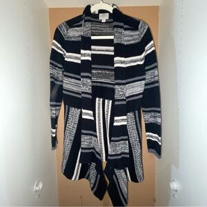Black Gray and White Striped Sweater Long Sleeve Flowy Patterned 100% Cotton